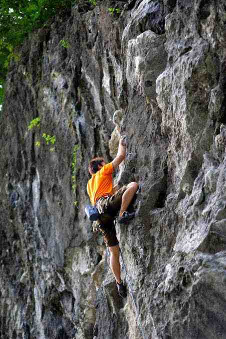 Cliff Climber